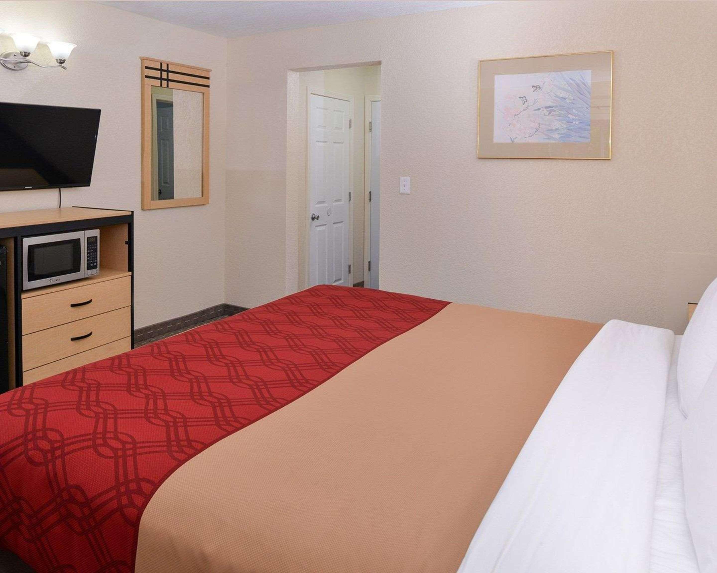 Econo Lodge Rochester I-90 & I-390 Kültér fotó